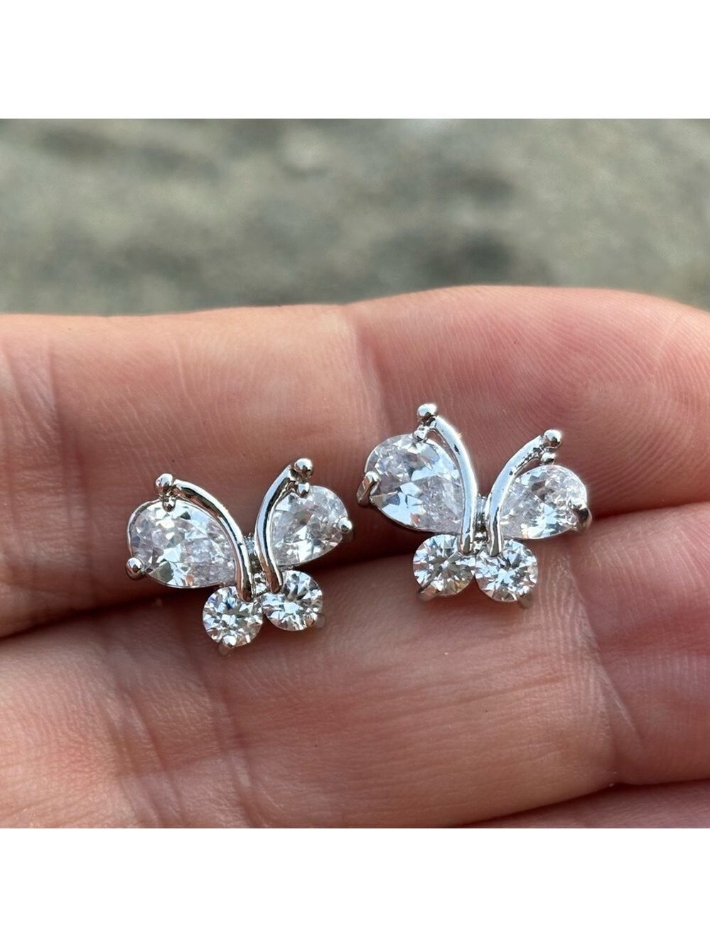NWOT Cubic Zirconia Silver Sparkly Gorgeous Butterfly 🦋 Stud Earrings Girls